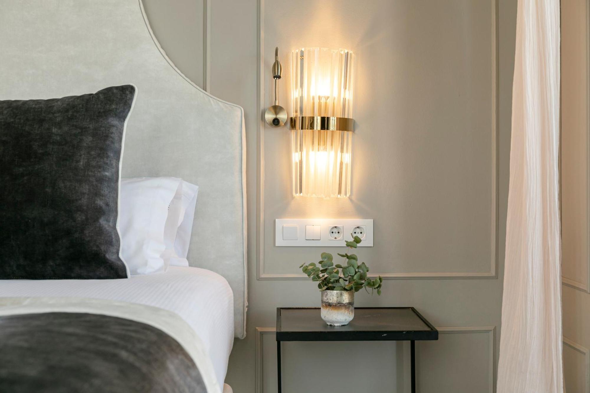 Isg Apartments Modern Atticpool At The Cathedralfree Parking 塞维利亚 外观 照片